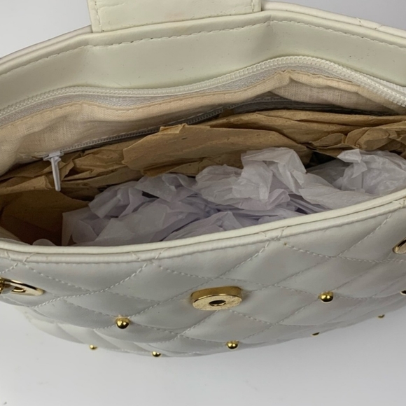 Quilted Chain Strap Shoulder Bag w/Gold Stud’s - Picture 3 of 5